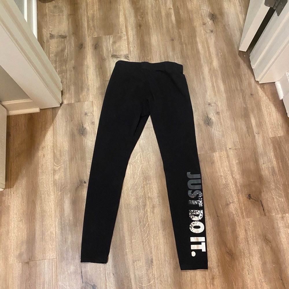 Nike leggings size M